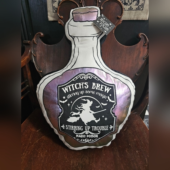 Halloween Hocus Pocus Witches Brew Potion Bottle Tonic Decor Pillow - Picture 9 of 13